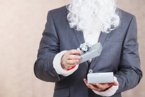 Santa Claus with gift box — Stock Photo, Image