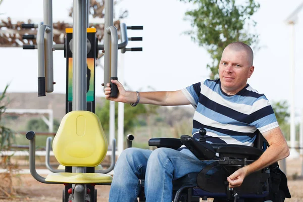 Behinderter Männersport — Stockfoto