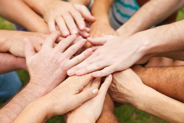 Human hands showing unity — Stock Photo, Image