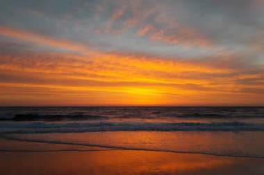 Deniz günbatımı. Okyanusu günbatımı.