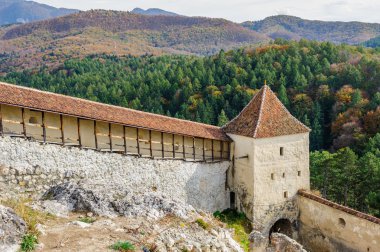 Ortaçağ Kalesi merkezine, Transilvanya, Brasov, Romanya