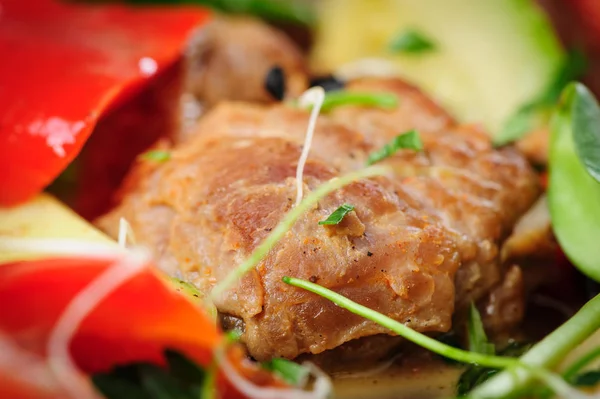 Guisado de carne com legumes, close-up — Fotografia de Stock