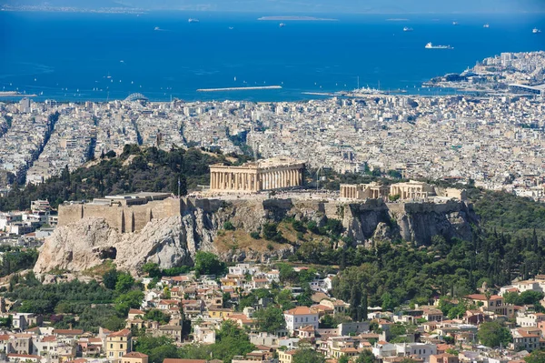 Atenas moderna disparada desde la colina de Lycabettus —  Fotos de Stock