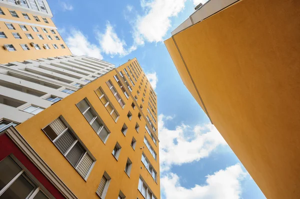 Wide angle shot of new residential buildings — Stock Photo, Image