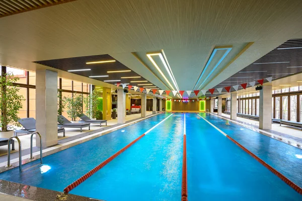 Luxury sportive indoor swimming pool with lanes interior — Zdjęcie stockowe