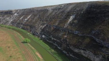 Eski Orhei uçurumlarının insansız hava aracı görüntüsü, Moldova