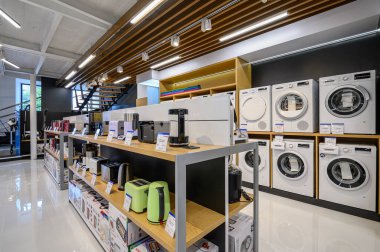 Premium ev aletleri mağazasının içi