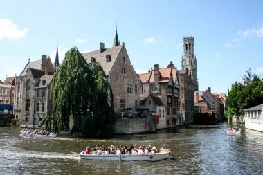 Bruges bir turist yaz saati
