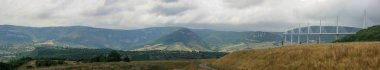Millau Viyadüğü dünya Aveyron Midi Pyrenees Fransa en yüksek köprüdür
