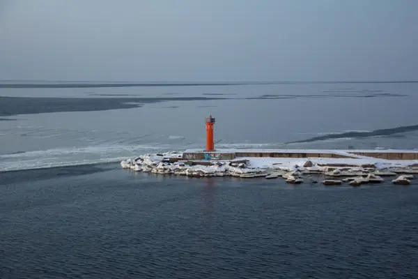 Leuchtturm Der Küste Der Ostseeinsel — Stockfoto