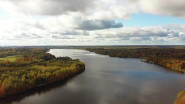 Höstens Flyglandskap Över Ödets Trädgård Koknese Lettland Utomhus Park Liktendarzs — Stockvideo