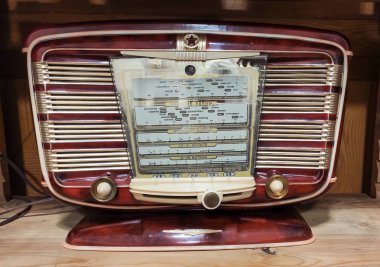 Eski Transistör Radyoları Vintage Transistör Alıcıları Retro Teknolojisi.