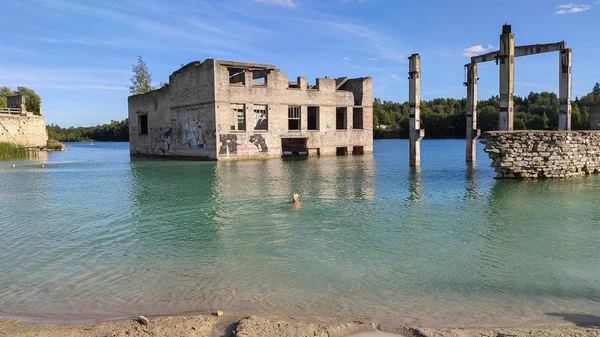 Sand Hills Quarry Pond Abandoned Prison Rummu Estonia Europe Inundaron — Foto de Stock