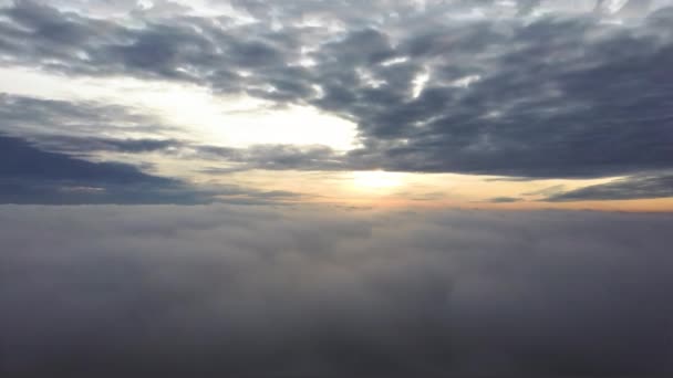 Vuela Por Encima Las Nubes Amanecer Volando Drone Las Nubes — Vídeos de Stock