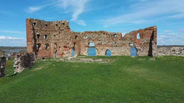 Vue Aérienne Des Ruines Château Médiéval Ludza Sur Une Colline — Video