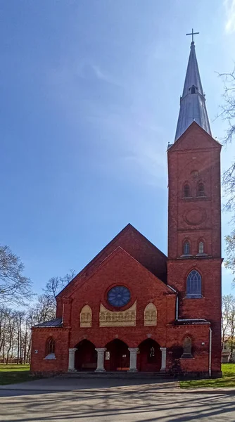 Iglesia Santísima Trinidad Evangélica Luterana Rezekne Soleado Primavera Europa —  Fotos de Stock