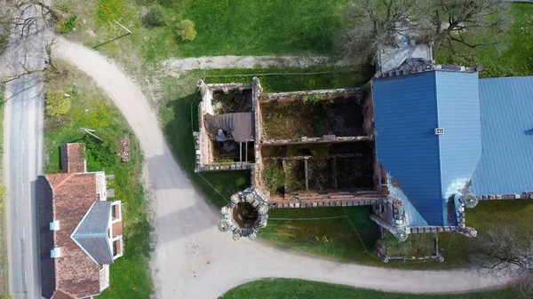 Flygfoto Förstörda Odzienas Slott Lettland Europa Vacker Solig Springday Begreppet — Stockfoto