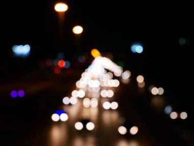 Yolda soyut araba ışığı.