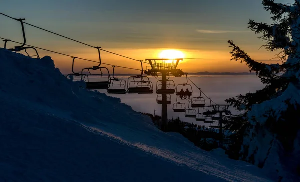 Chair ski lift — Stock Photo, Image