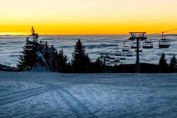 Chair ski lift — Stock Photo, Image