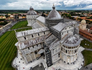 Pisa Leaning Tower görünümünden