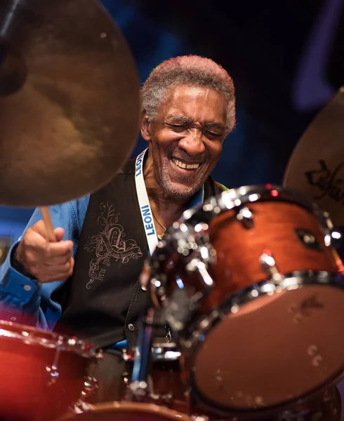 Al Foster Nisville Caz Festivali, 11 Ağustos canlı. 2017