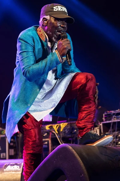 Alfa sarışın ve güneş sistemi ünlü reggae şarkıcısı ve söz yazarı Nisville Caz Festivali, 11 Ağustos yaşıyor. 2017