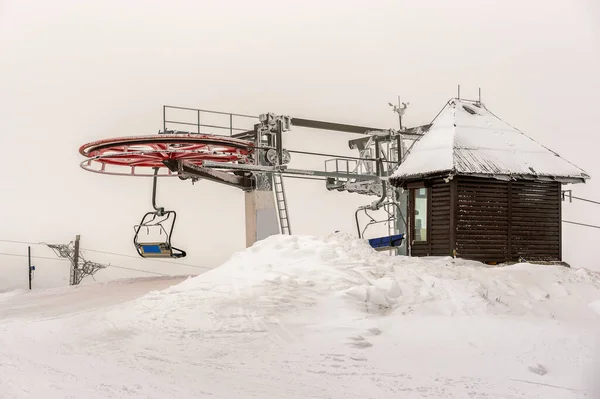 Wyciąg Narciarski Ośrodku Narciarskim Zimie Kopaonik Serbia Krajobraz Zimowy — Zdjęcie stockowe