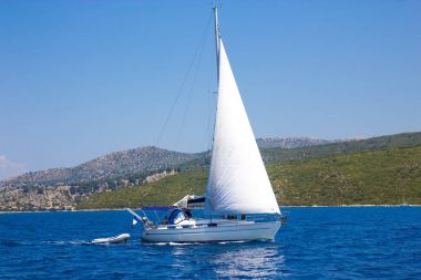 Saiboat denizde