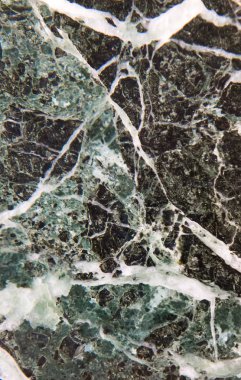 Serpentinite üzerinden