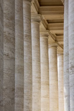 Piazza San Pietro (St. Peter's Meydanı) Vatikan colonnades 