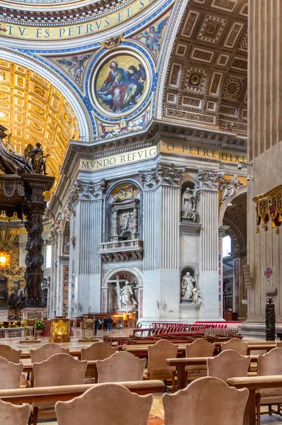 Vaticano Itália 2017 Basílica São Pedro Uma Igreja Renascentista Italiana — Fotografia de Stock