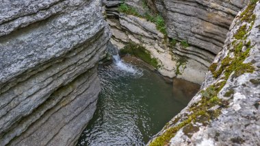 Kanyon, Topli görünümünü yapmak, Sırbistan
