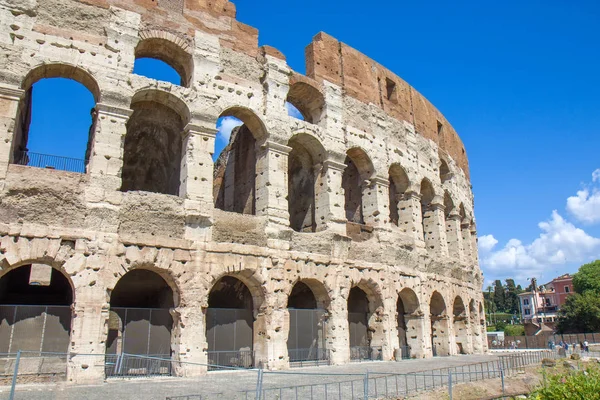 Part of the Roman Colosseum amphiteater in Rome, Italy — Stock Photo, Image