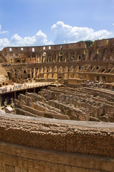 Dettaglio dall'interno dell'anfiteatro del Colosseo Romano a Roma , — Foto Stock