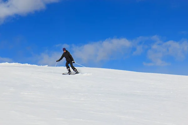 Mujer Nieve Con Esquí — Foto de Stock