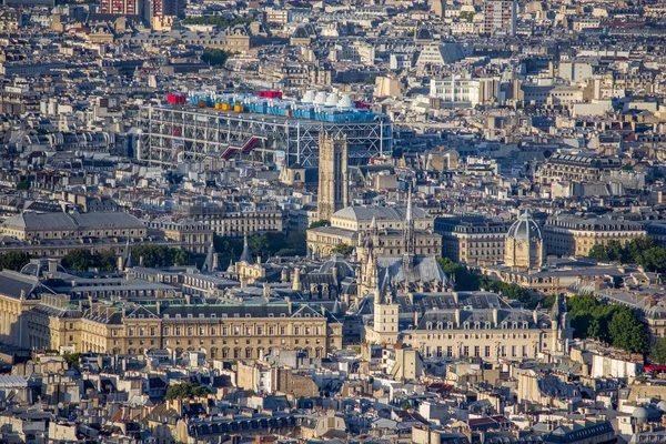 ポンピドゥーセンターとパリの空中ビュー — ストック写真