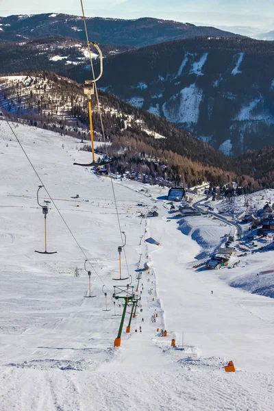 Skilift auf dem Berg — Stockfoto