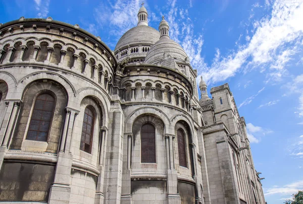 Die Basilika des Heiligen Herzens von Paris — Stockfoto