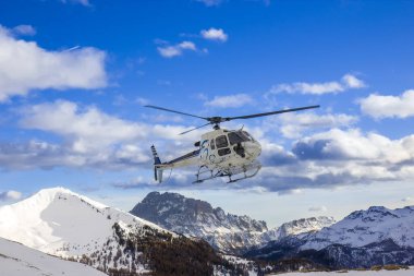 yüksek dağlarda helikopter