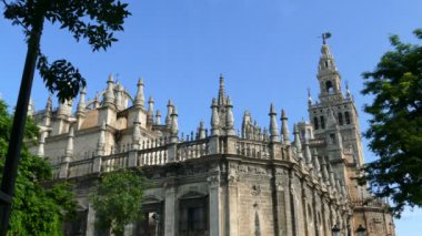 Bkz: Saint Mary Katedrali