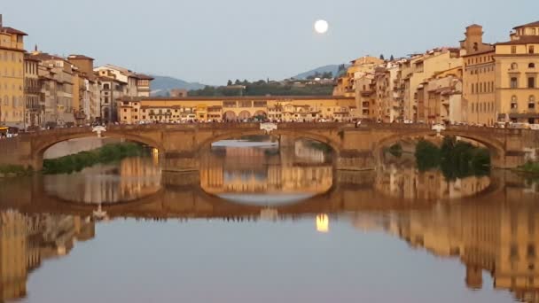 Uralter Ponte Vecchio — Stockvideo