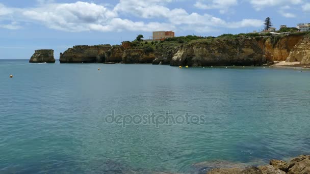 Grottes et plage à Lagos 