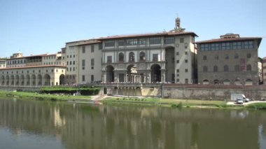 Pan Müzesi Galileo vurdu