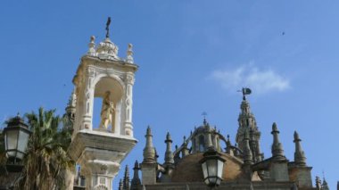 Bkz: Saint Mary Katedrali