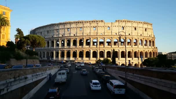 Imágenes traseras del Coliseo — Vídeos de Stock