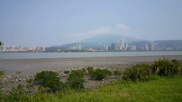 Skyline of Tamsui from Bali district — Stock Video
