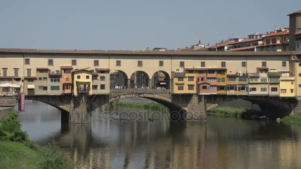 Ancient Ponte Vecchio — Stock video