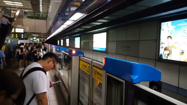 Taipei Metro estação principal — Vídeo de Stock