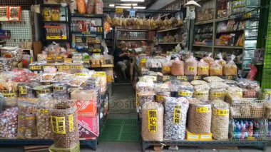 Baharat salonu küçük alışveriş merkezinde